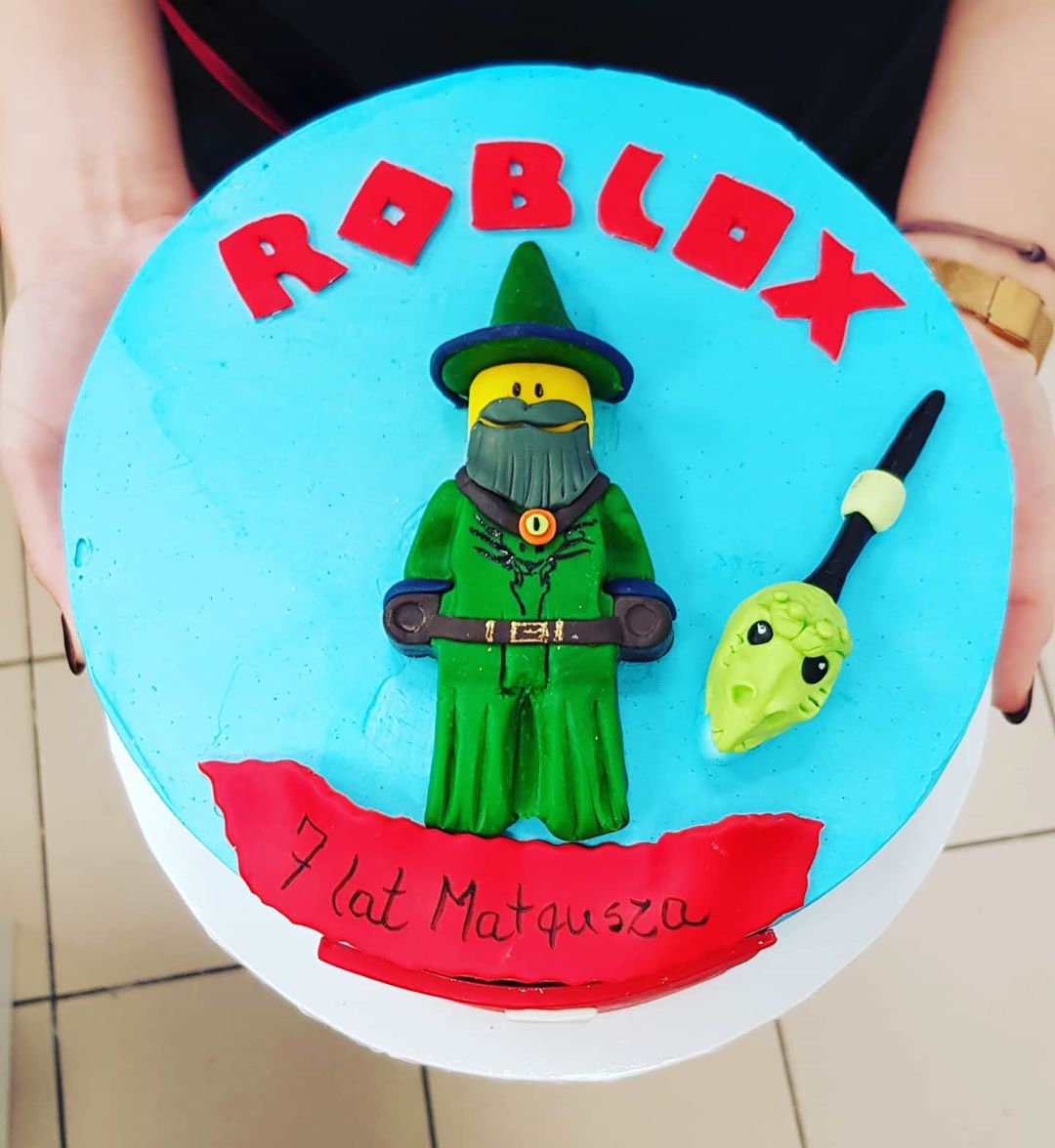 Tort W Temacie Roblox Tortowe Atelier Izabela Woroszyllo Kaczmarek - tort z robloxa